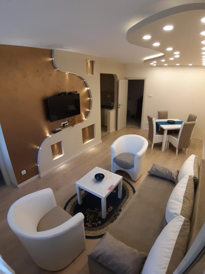 Apartamento Danube Blue 2 Belgrado Exterior foto