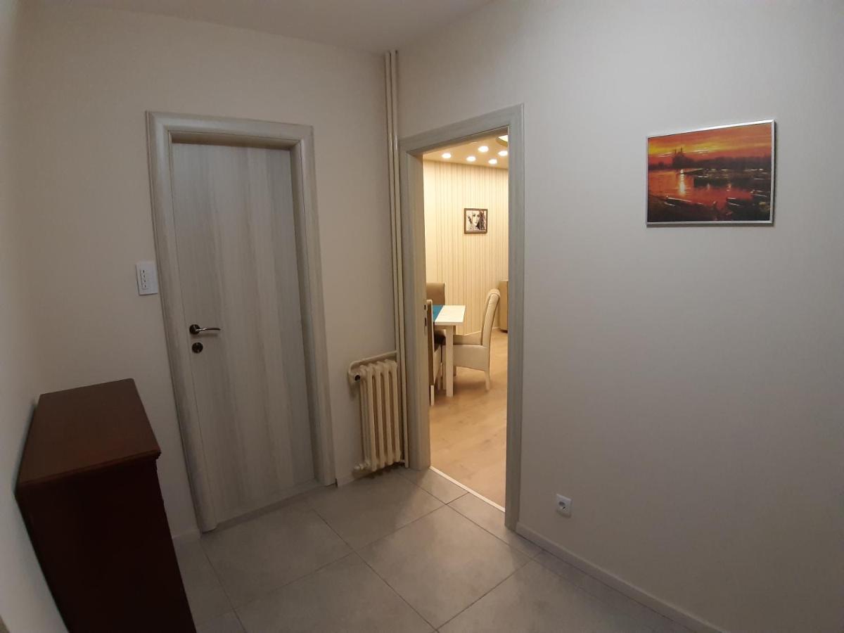 Apartamento Danube Blue 2 Belgrado Exterior foto